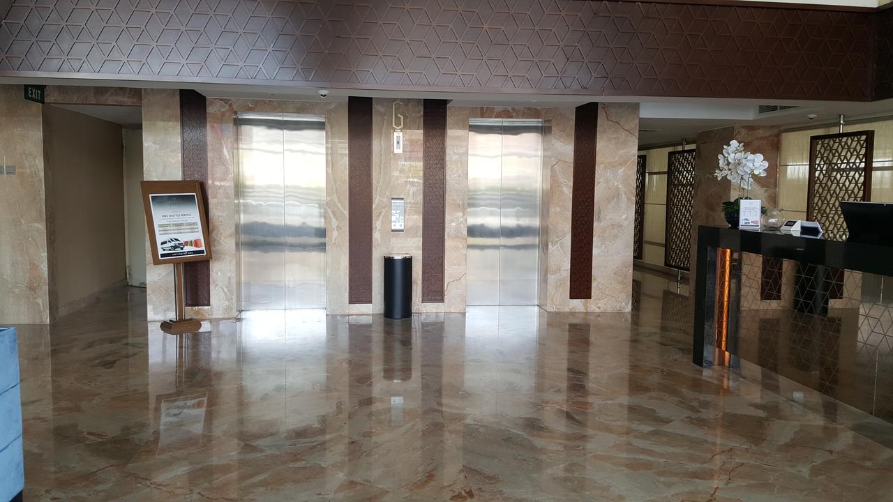 سيمارانغ Pinnacle Apartment Pandanaran المظهر الخارجي الصورة